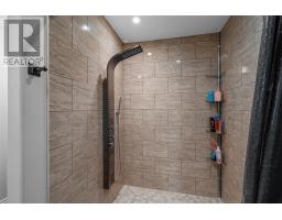 738-742 Ville Marie Drive thumbnail 32