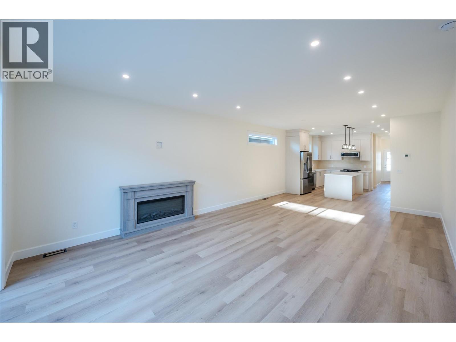 243 Bentgrass Avenue, Oliver