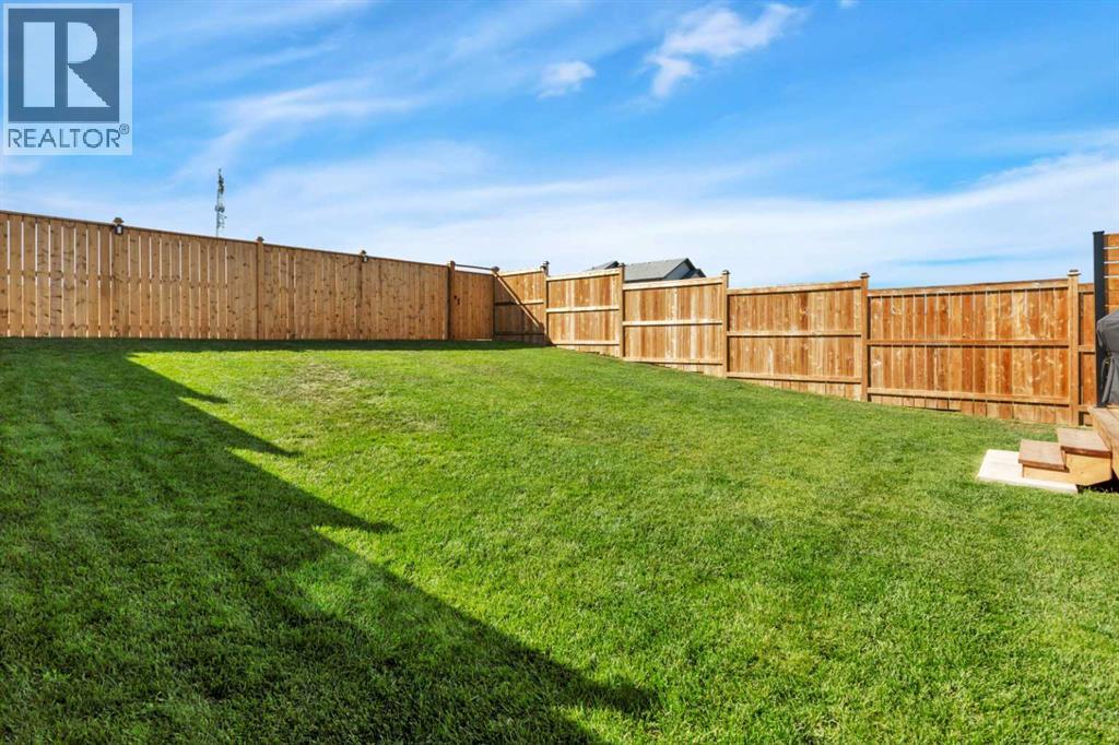 Listing photo – 103 Crestview Boulevard, Sylvan Lake