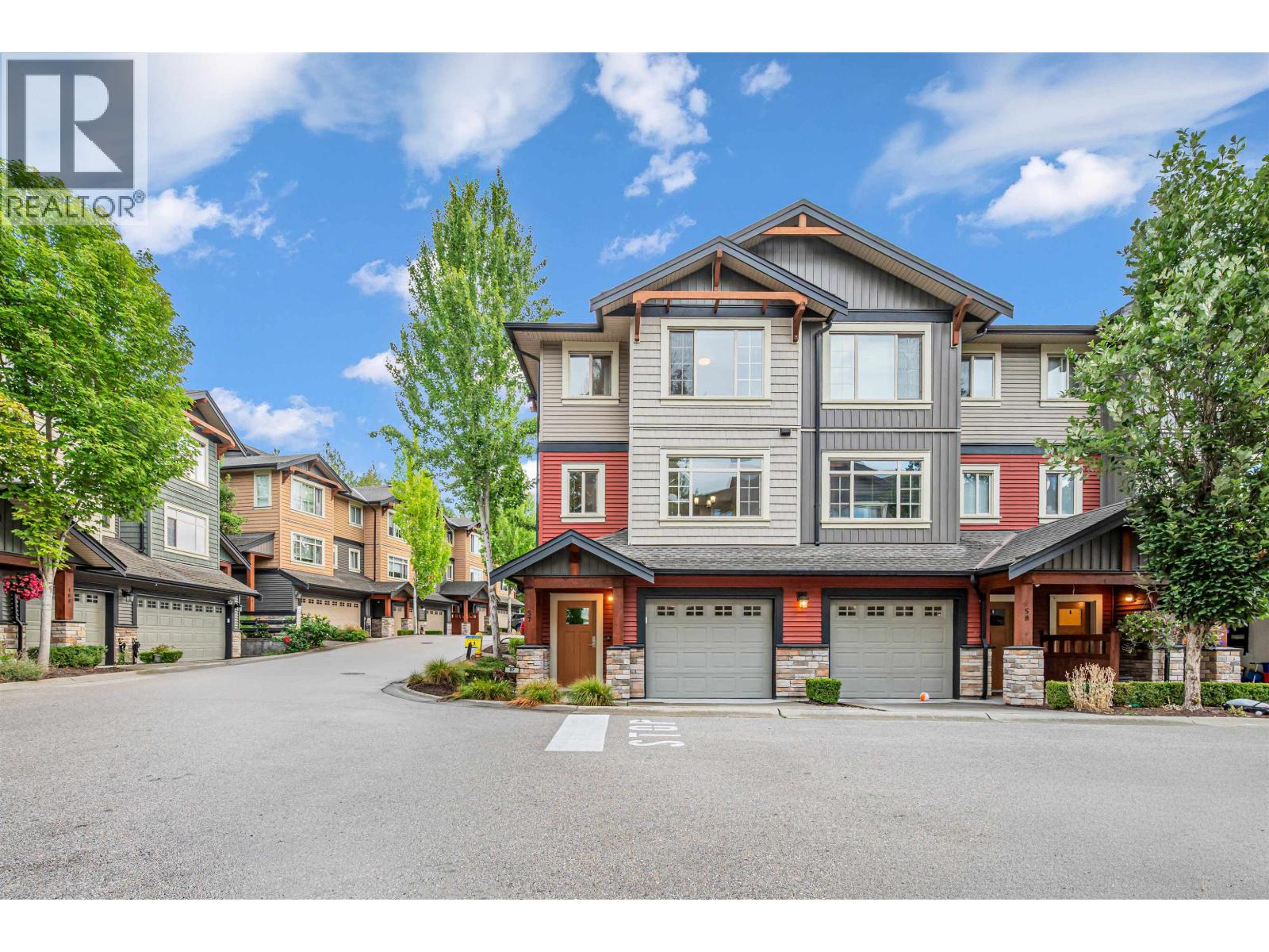 #57 11305 240 Street, Maple Ridge, British Columbia, V2W0J1, Maple Ridge, British Columbia — photo 2 of 5