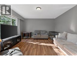 Kitchen - 290 Pearson Road, Kelowna, BC V1X2L6 Photo 6