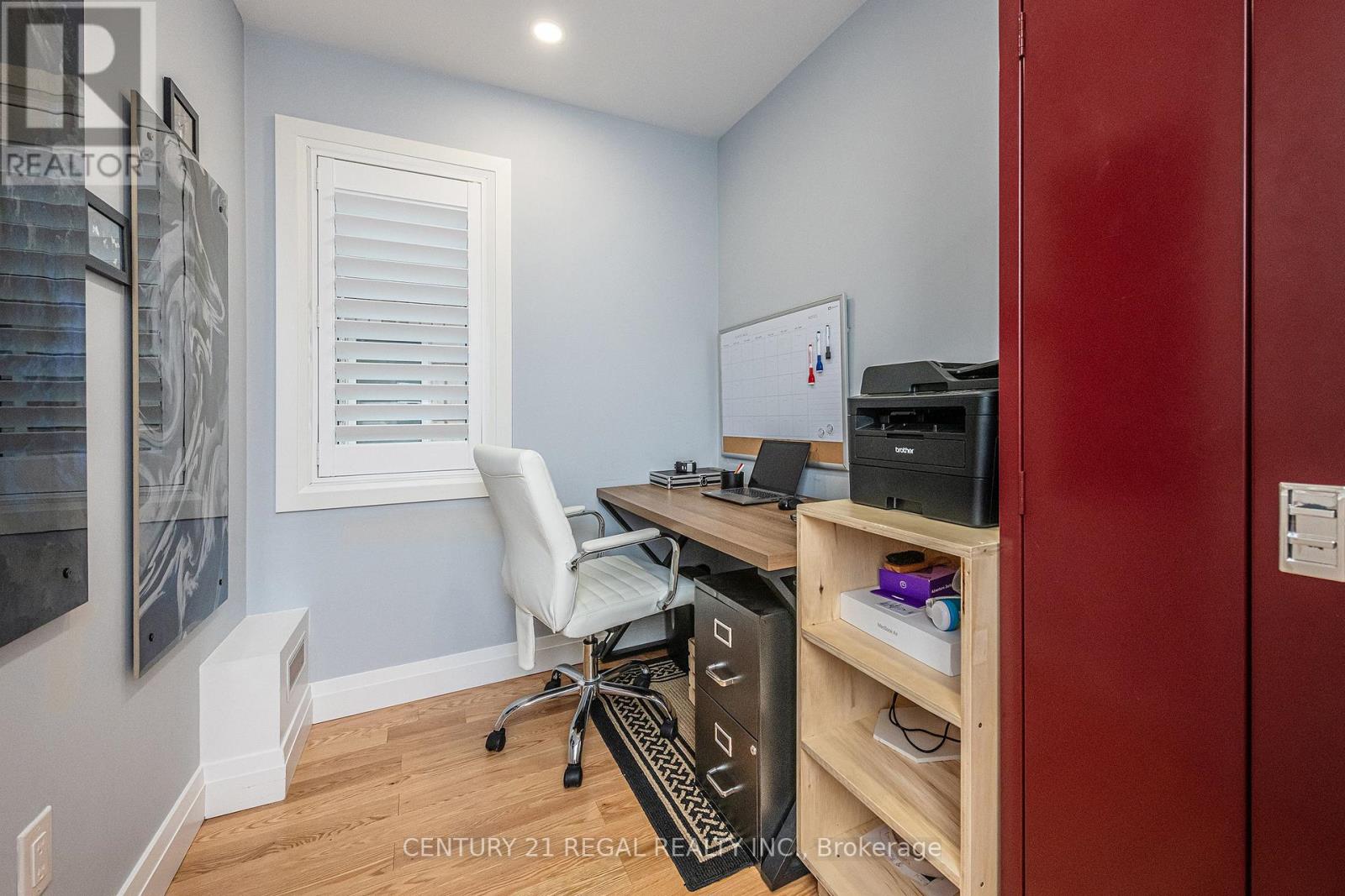 13 NEILLY TERRACE - 18