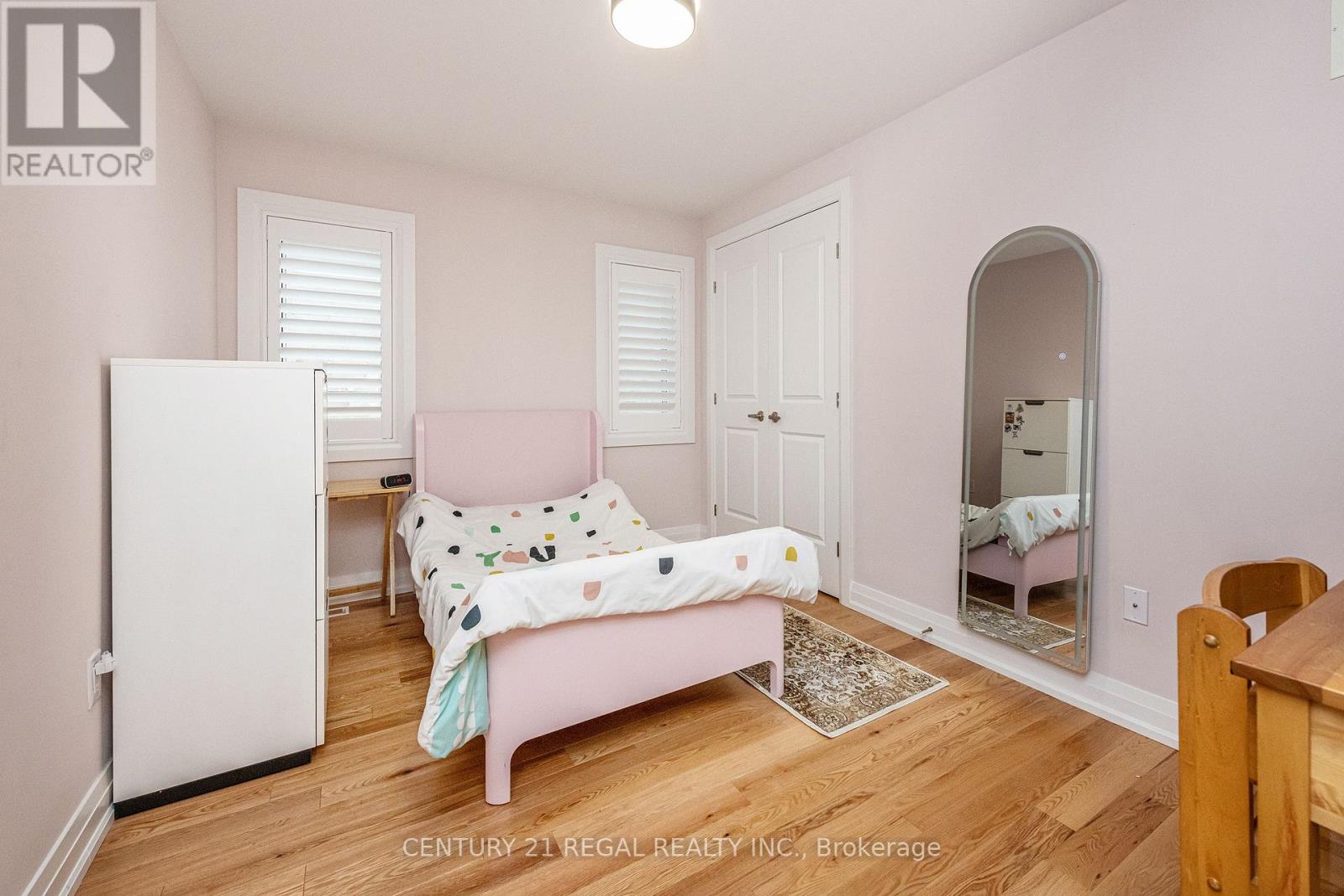 13 NEILLY TERRACE - 19