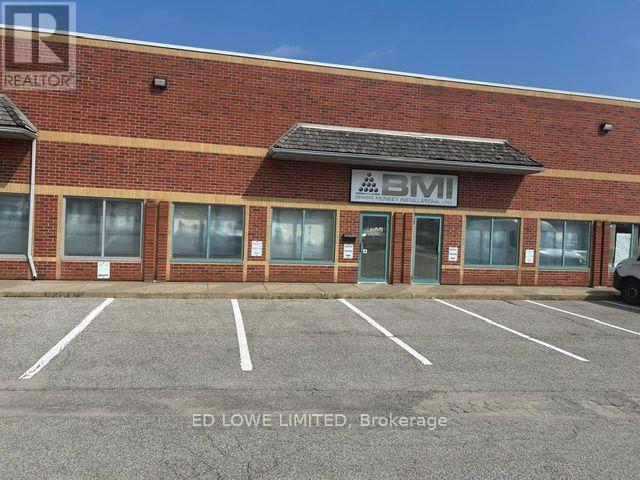 #5 to 8 112 SAUNDERS Road, Barrie (400 East), Ontario, L4N9A8, Barrie (400 East), Ontario — photo 1 of 5