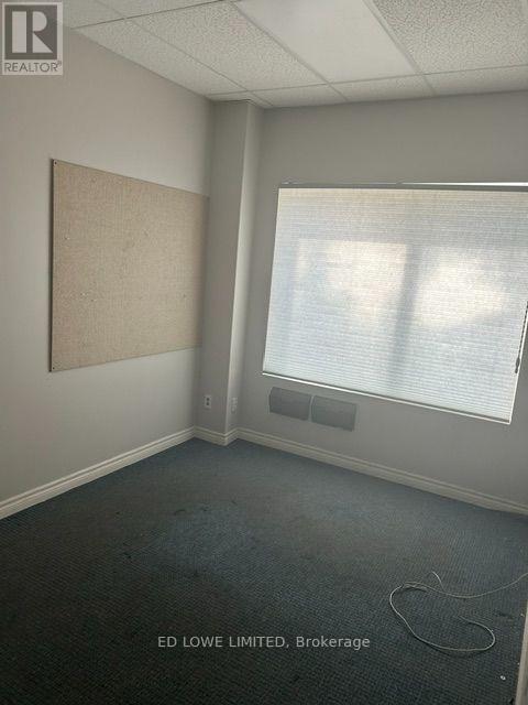 #5 to 8 112 SAUNDERS Road, Barrie (400 East), Ontario, L4N9A8, Barrie (400 East), Ontario — photo 4 of 5