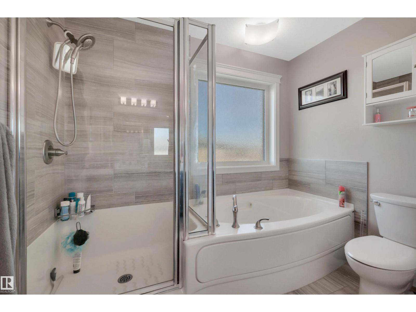 34 Southbridge Cres - 33