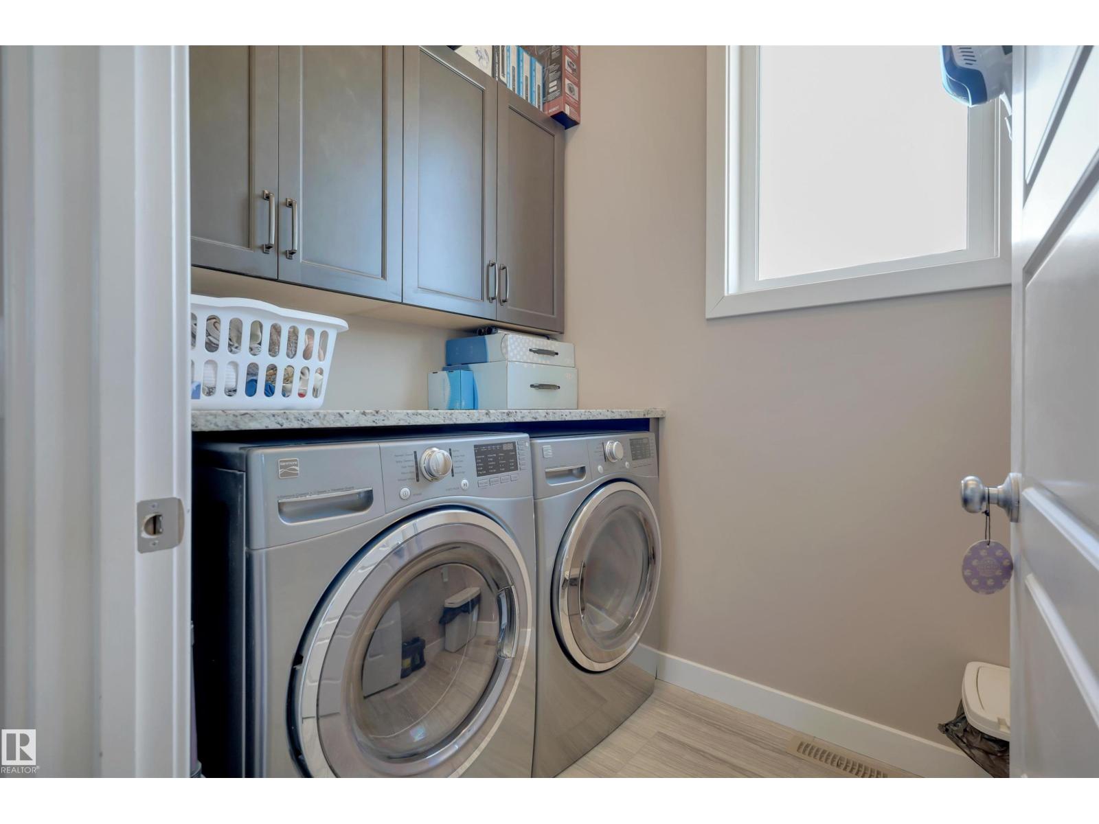 34 Southbridge Cres - Image 37
