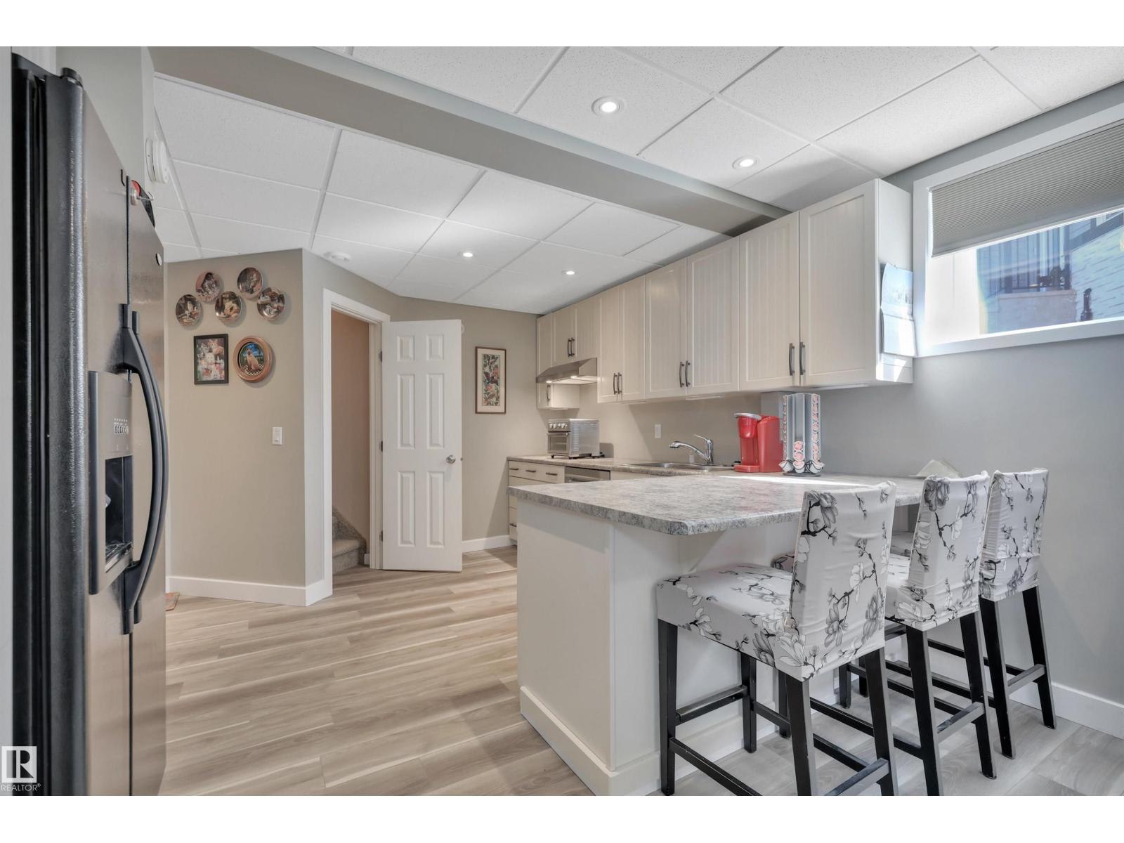 34 Southbridge Cres - Image 42