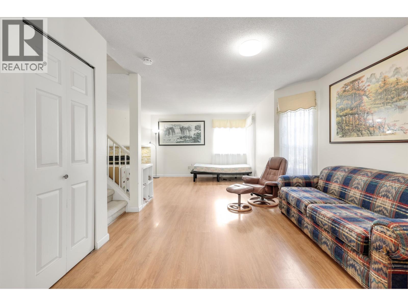 #5 7240 LANGTON Road, Richmond, British Columbia, V7C4B2, Richmond, British Columbia — photo 4 of 5