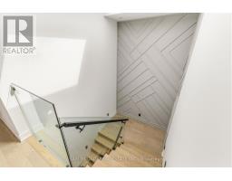 24 Twenty First Street, Toronto, ON M8V3L7 Photo 14