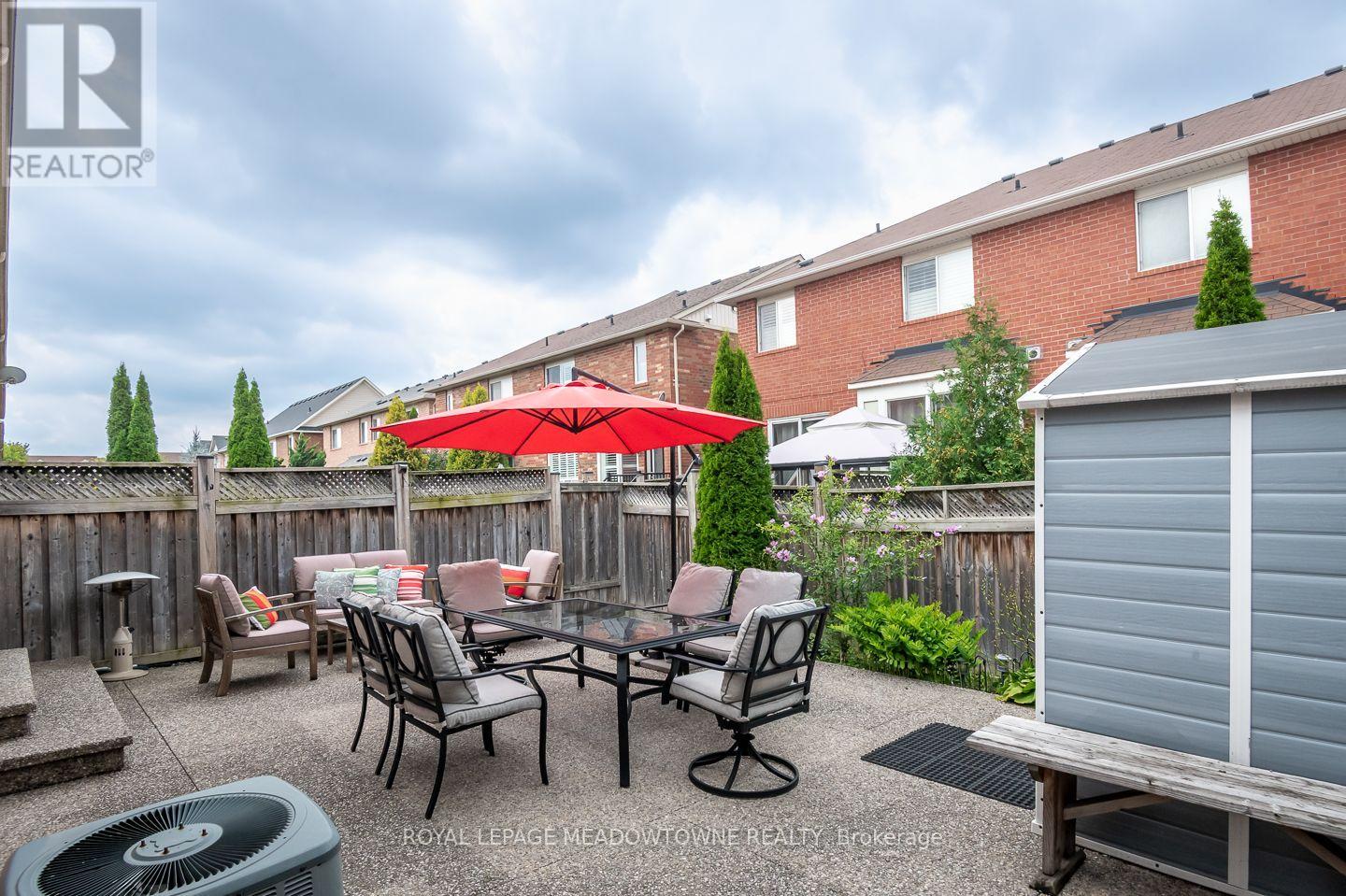 845 GIFFORD CRESCENT - 38
