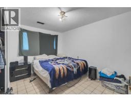 1825 Brunette Avenue, Coquitlam, BC V3K1H3 Photo 22