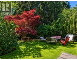 1825 Brunette Avenue, Coquitlam, BC V3K1H3 Photo 25