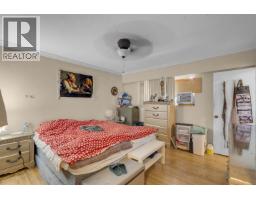 1825 Brunette Avenue, Coquitlam, BC V3K1H3 Photo 14