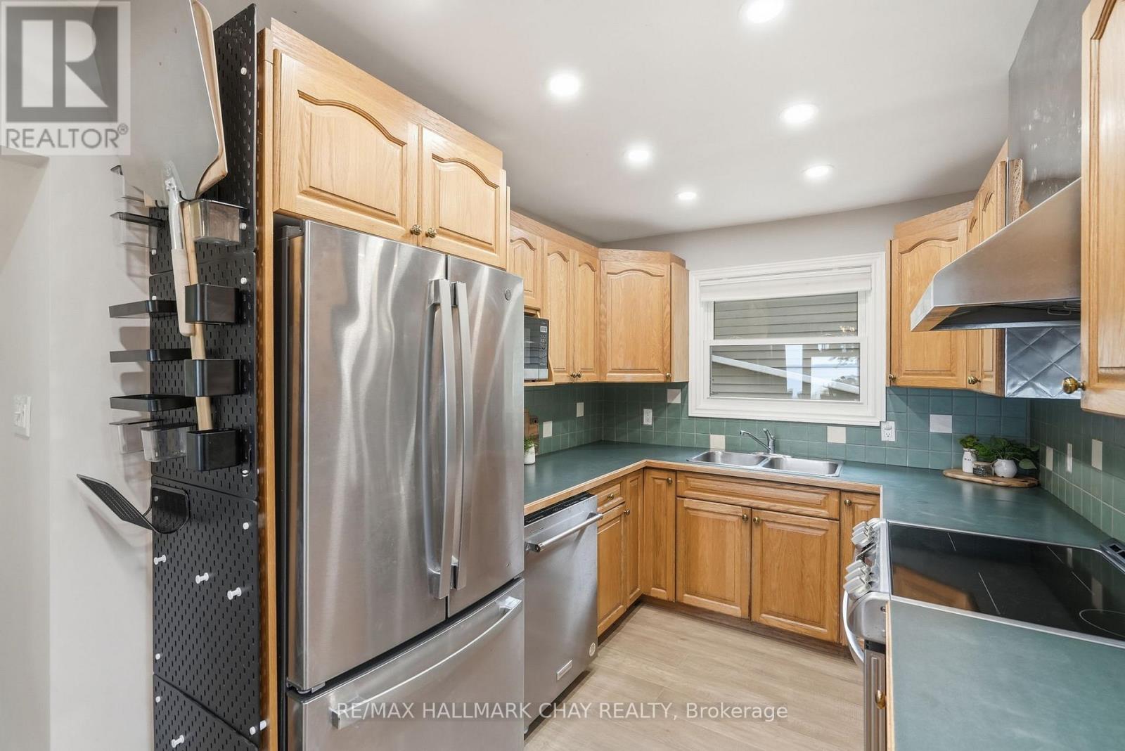 2345 CRYSTAL BEACH ROAD - Image 14