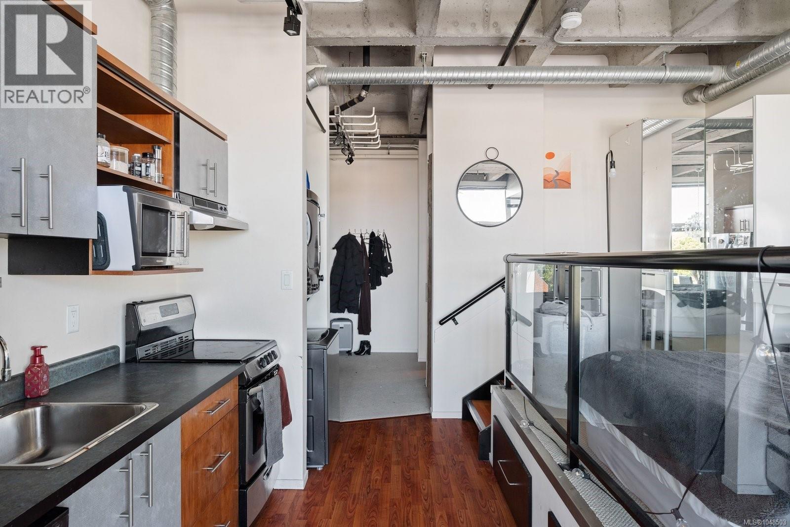 511 1061 Fort Street, Victoria