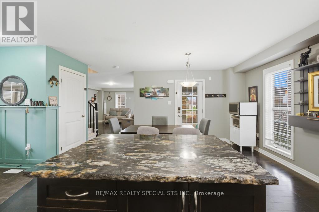 #2 101 FREDERICK DRIVE - Image 10