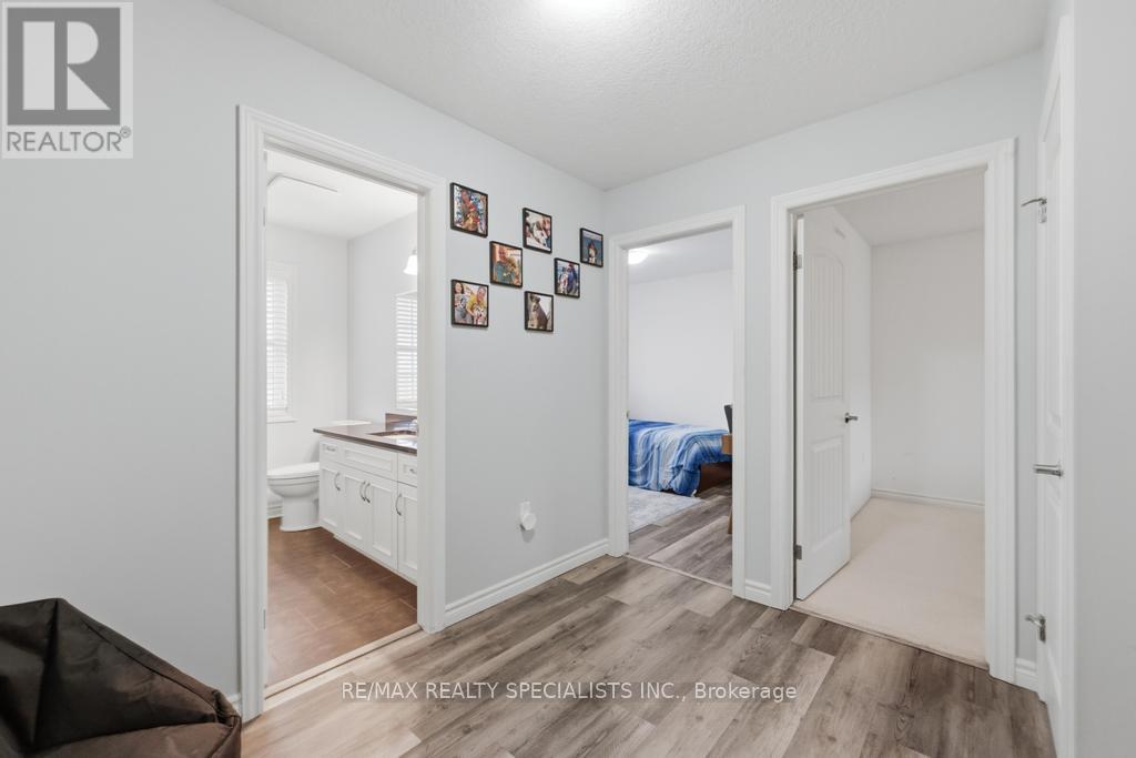 #2 101 FREDERICK DRIVE - Image 23