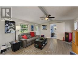 30 Grand Vista Crescent, Wellington North, ON N0G2L0 Photo 15