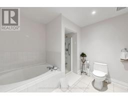 105 - 105 Leah Crescent, Vaughan, ON L4J8C4 Photo 35