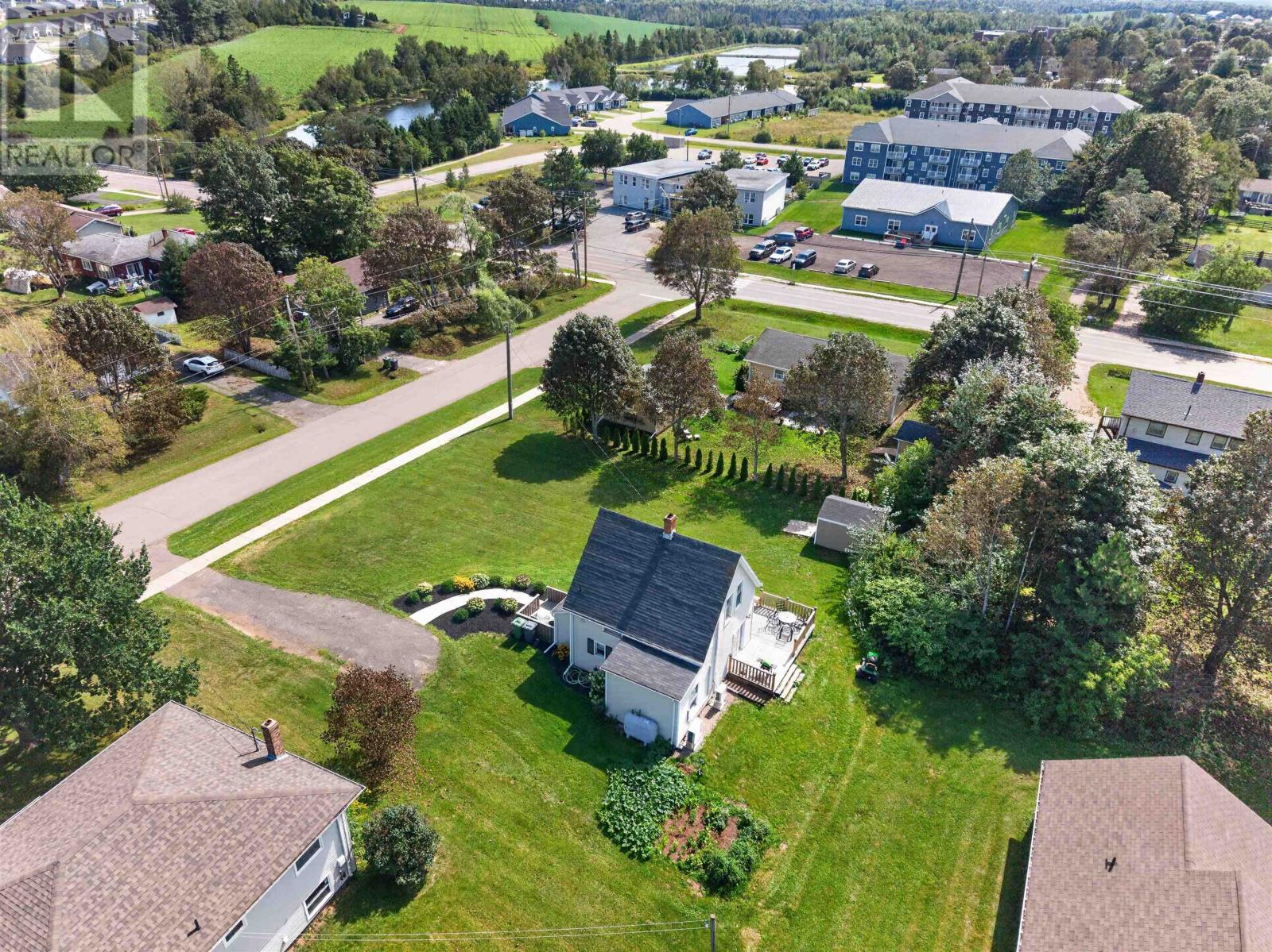 7 MacArthur Drive - Image 39