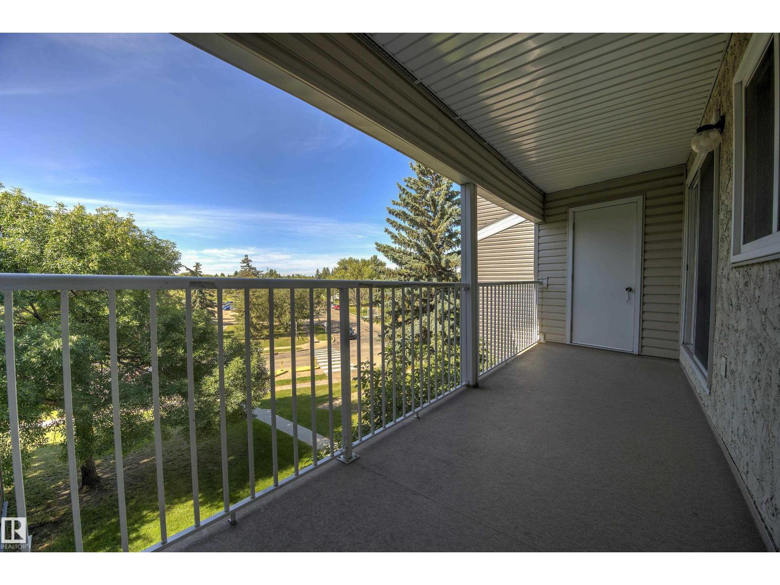 #305 355 Woodbridge WY - 20