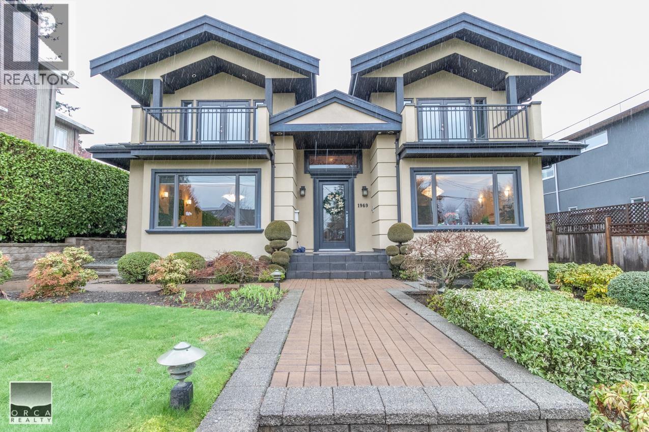 1969 KINGS AVENUE, West Vancouver — photo 1