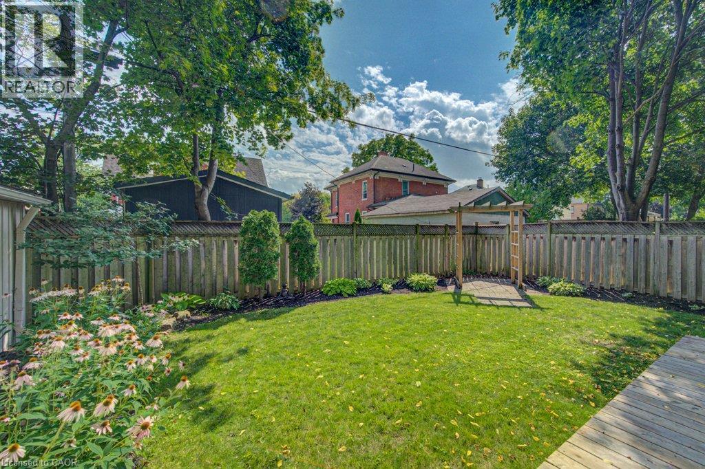15 Gilholm Avenue — photo 42
