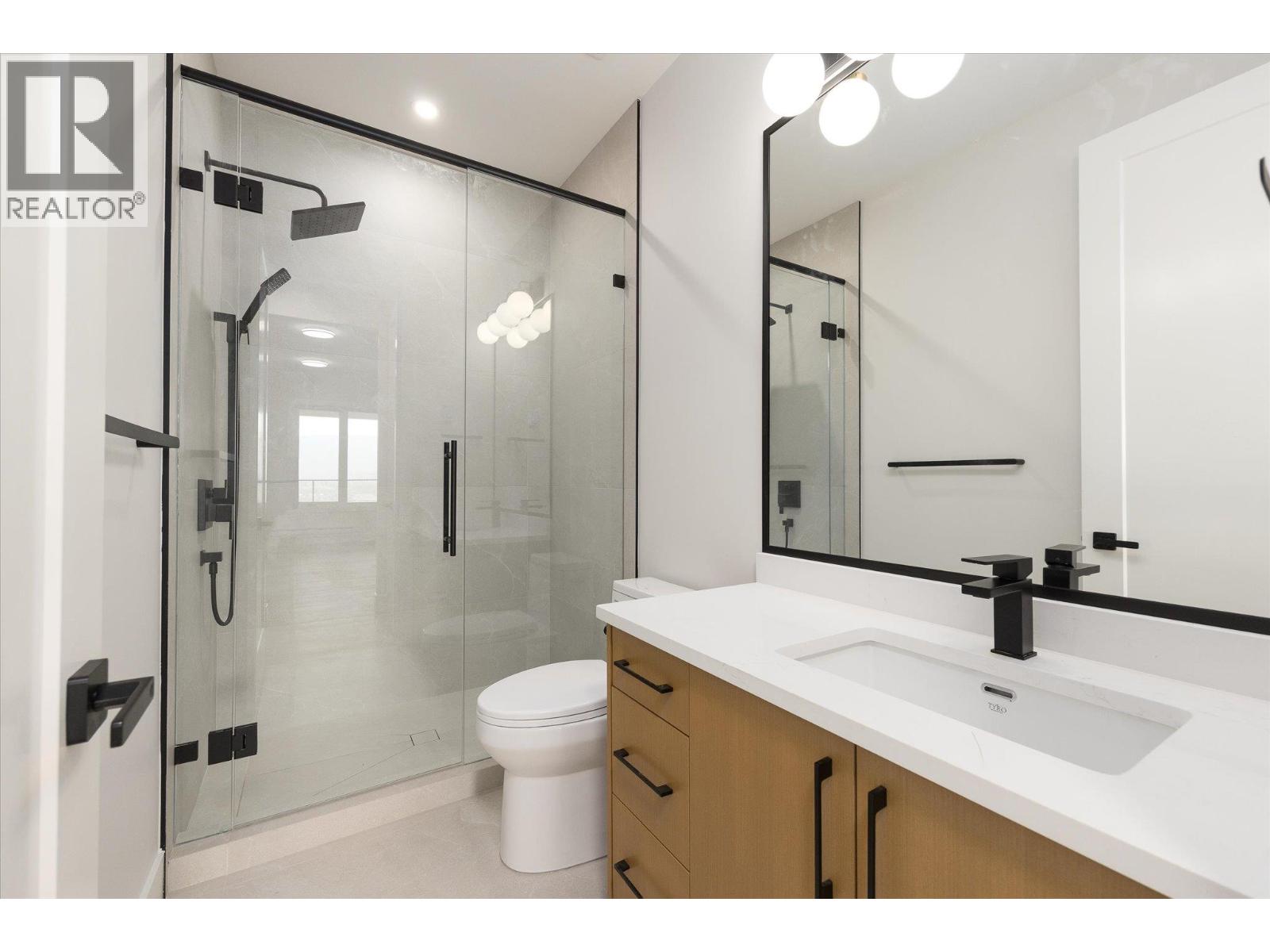 1082 Carnoustie Drive, Kelowna
