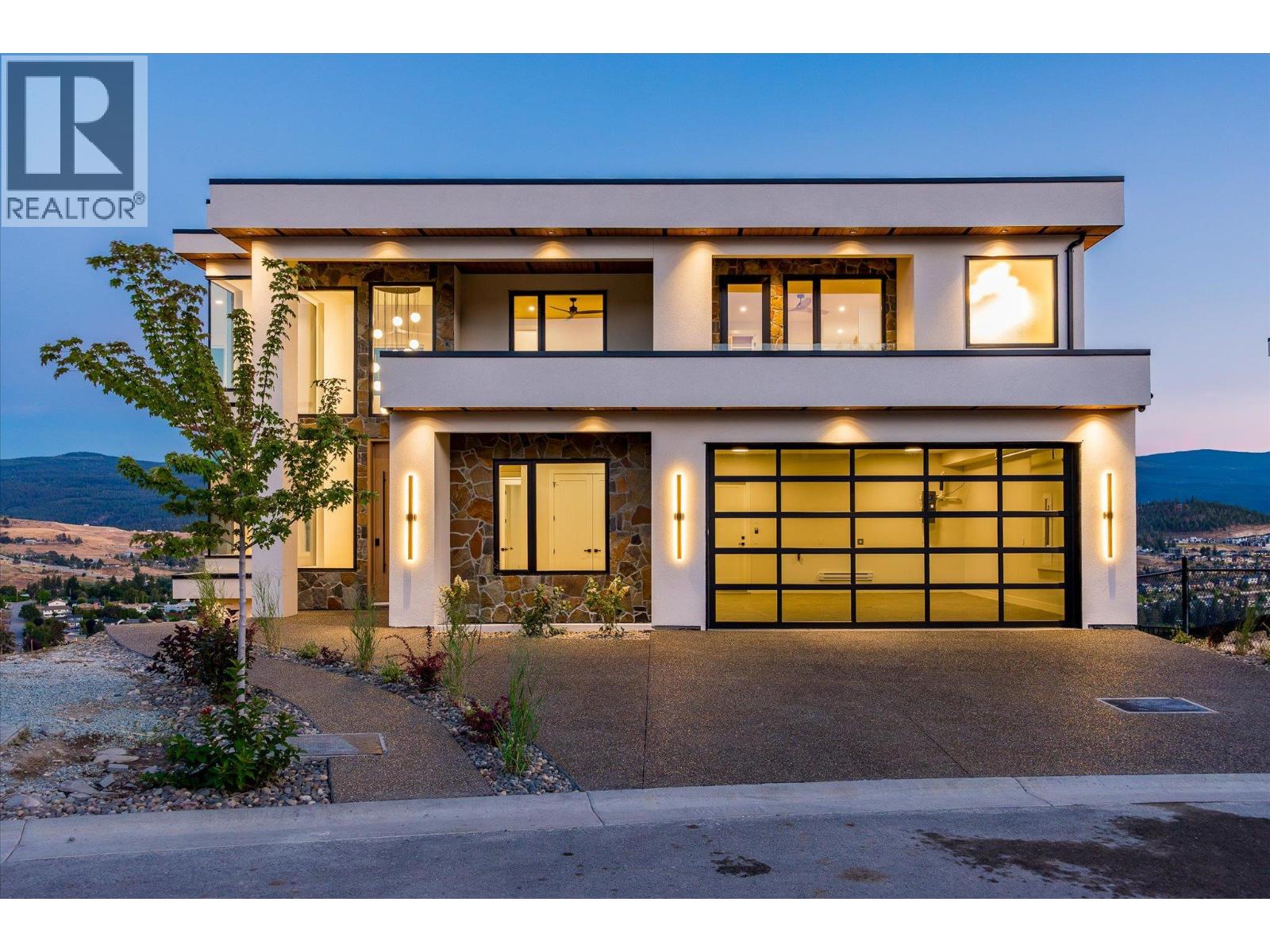 1082 Carnoustie Drive, Kelowna