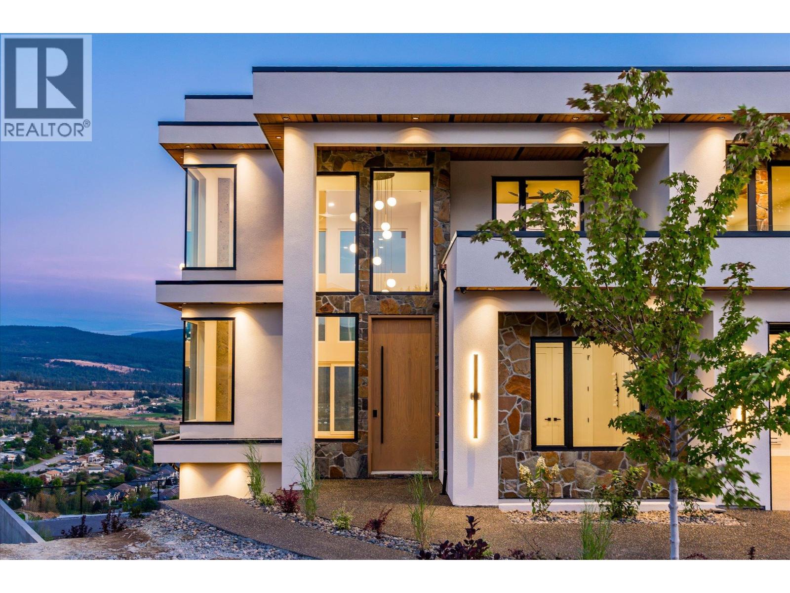 1082 Carnoustie Drive, Kelowna