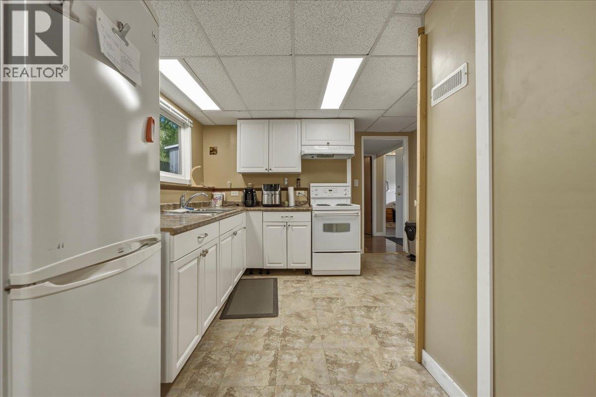 8404 Lakeview Drive - 31