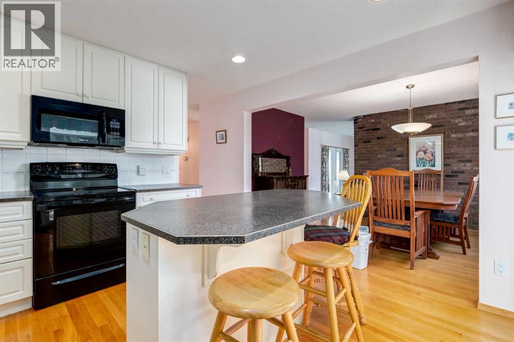 243 Cedarpark Green SW - 15