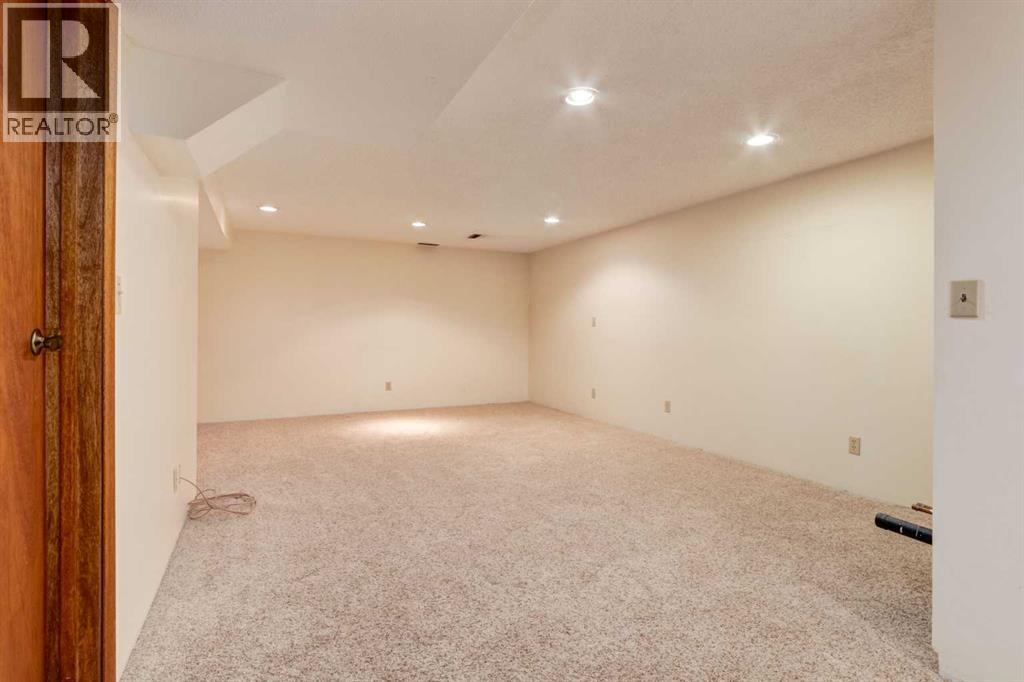 243 Cedarpark Green SW - 31