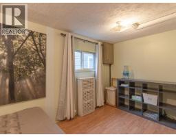 828 Dusseault, Yellowknife, NT X1A2Z4 Photo 14