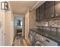 828 Dusseault, Yellowknife, NT X1A2Z4 Photo 17