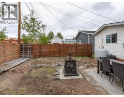 828 Dusseault, Yellowknife, NT X1A2Z4 Photo 23