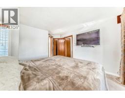 207 Eldorado Close NE - photo 17
