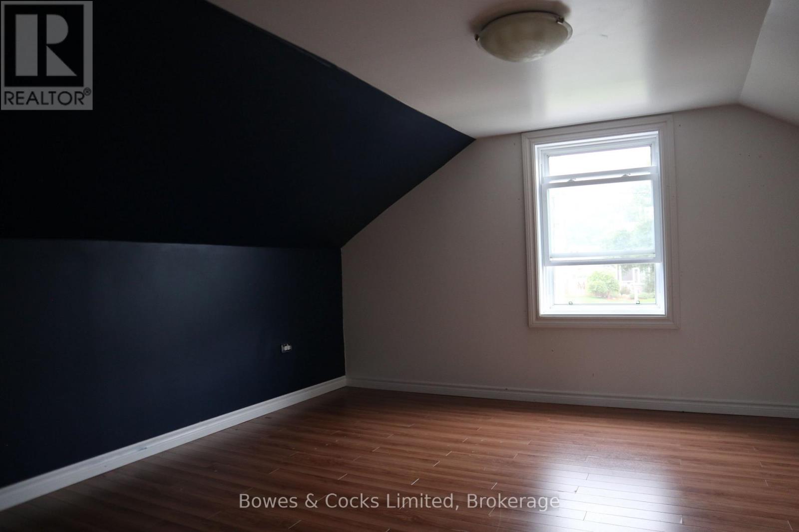 103 QUEEN STREET - 10