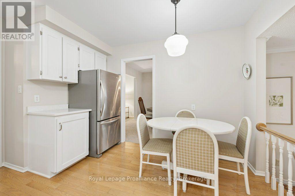 18 CONGER PLACE - 19