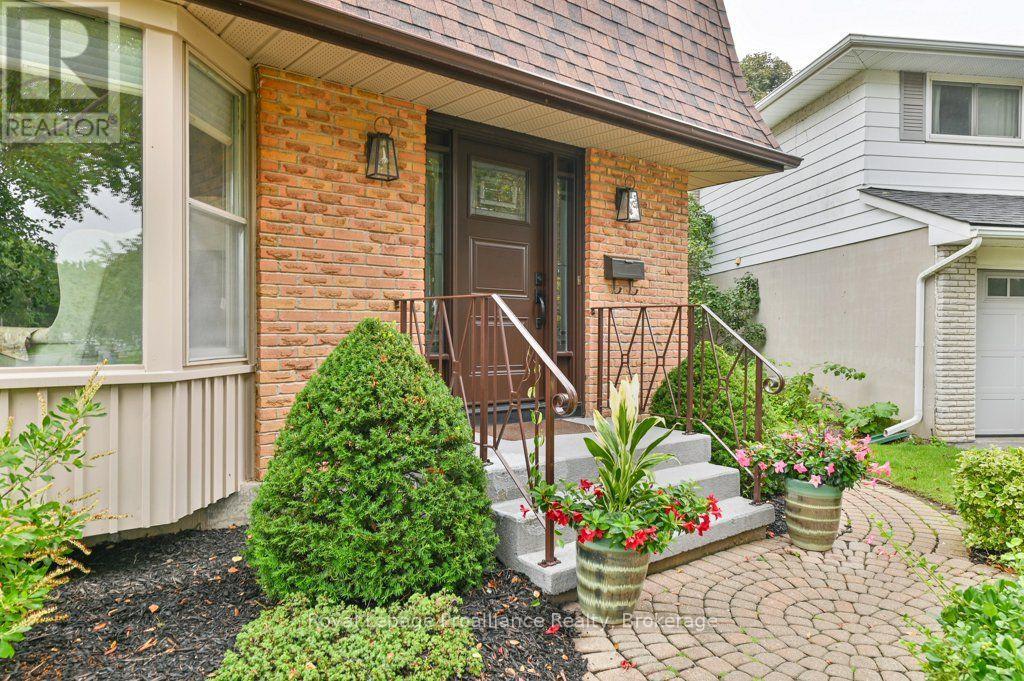 18 CONGER PLACE - Image 6