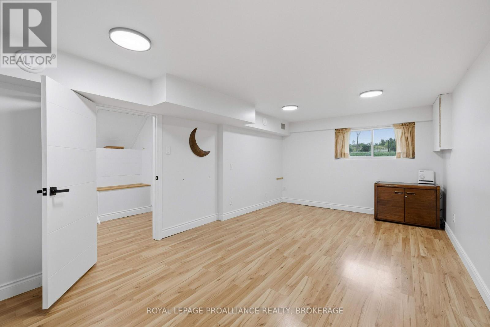 3519 PRINCESS STREET - 23