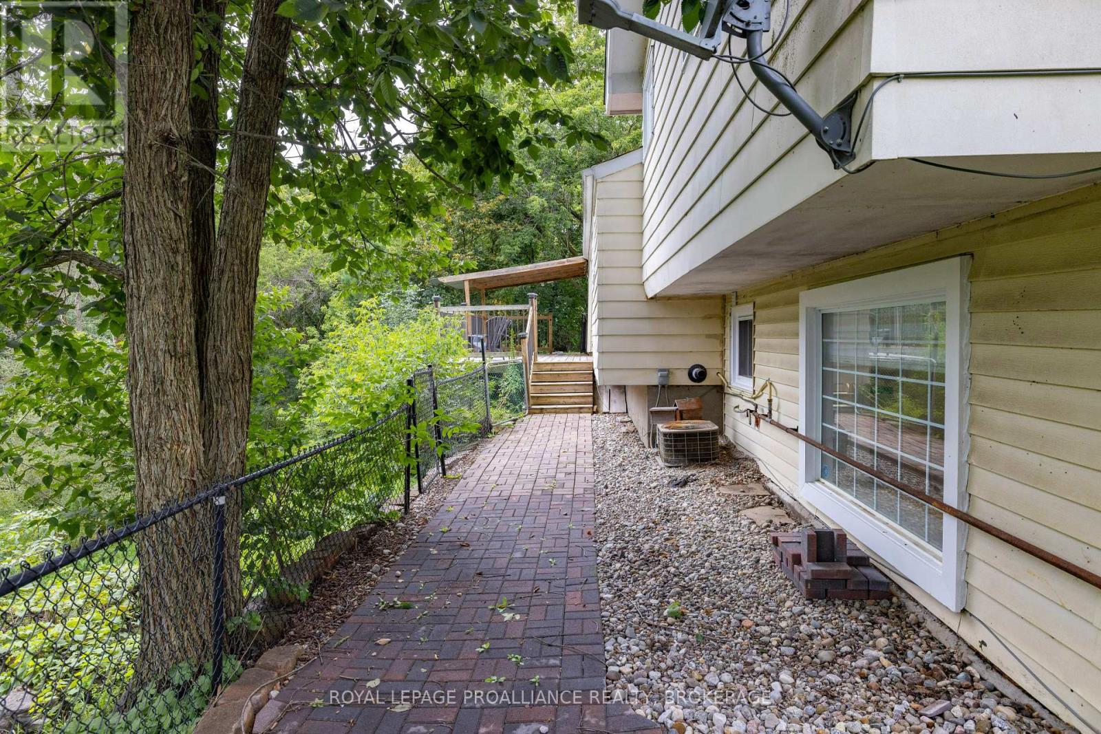 3519 PRINCESS STREET - Image 29