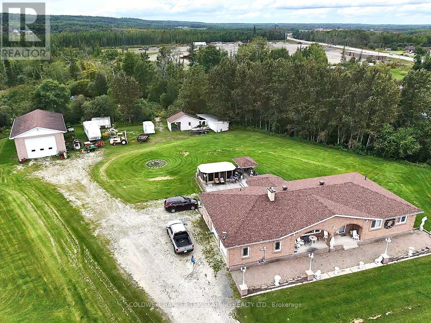 8 MICHAEL STREET, Englehart (Central Timiskaming) — photo 1