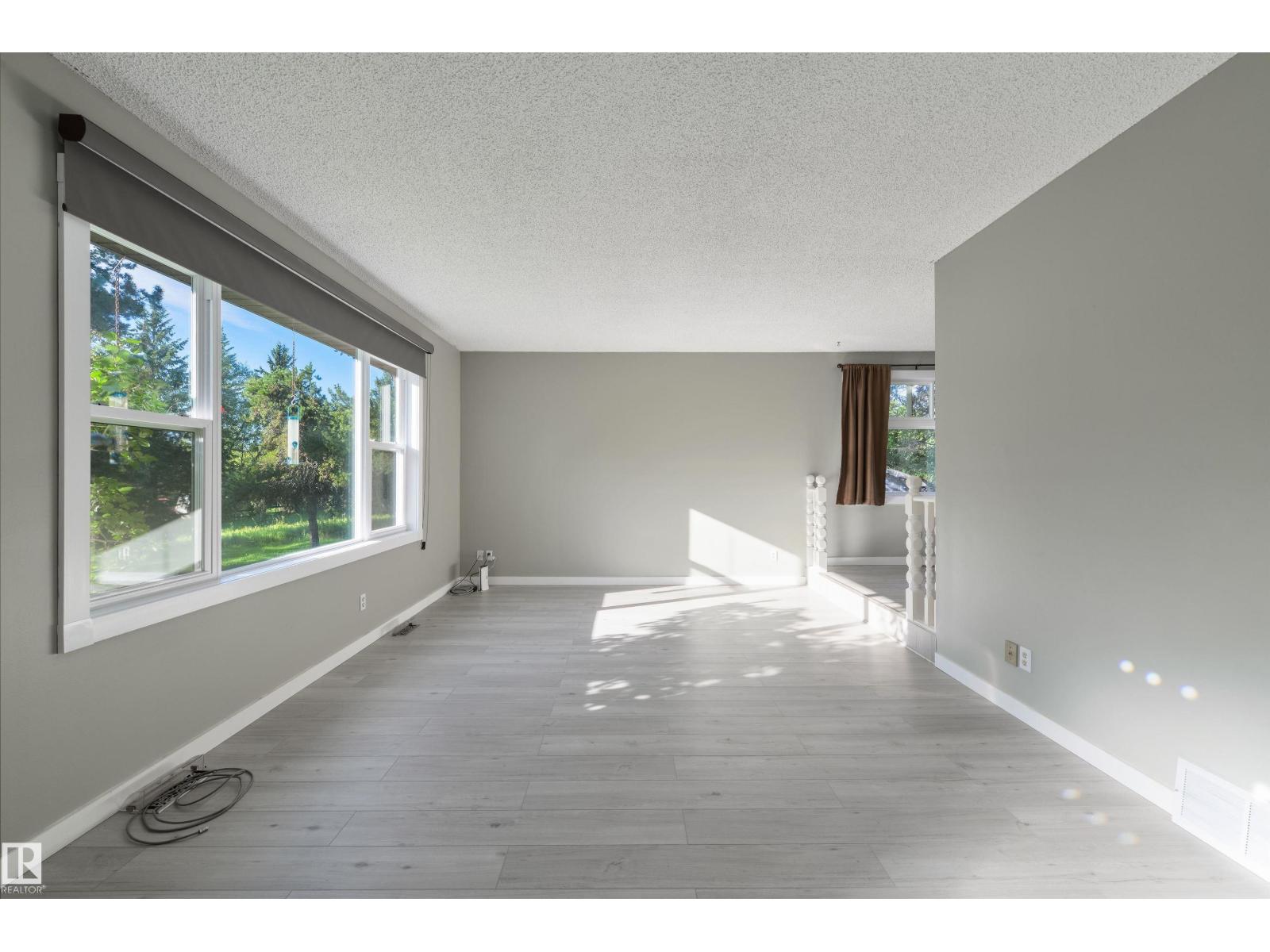 #4 2103 TWP ROAD 525 B - 5