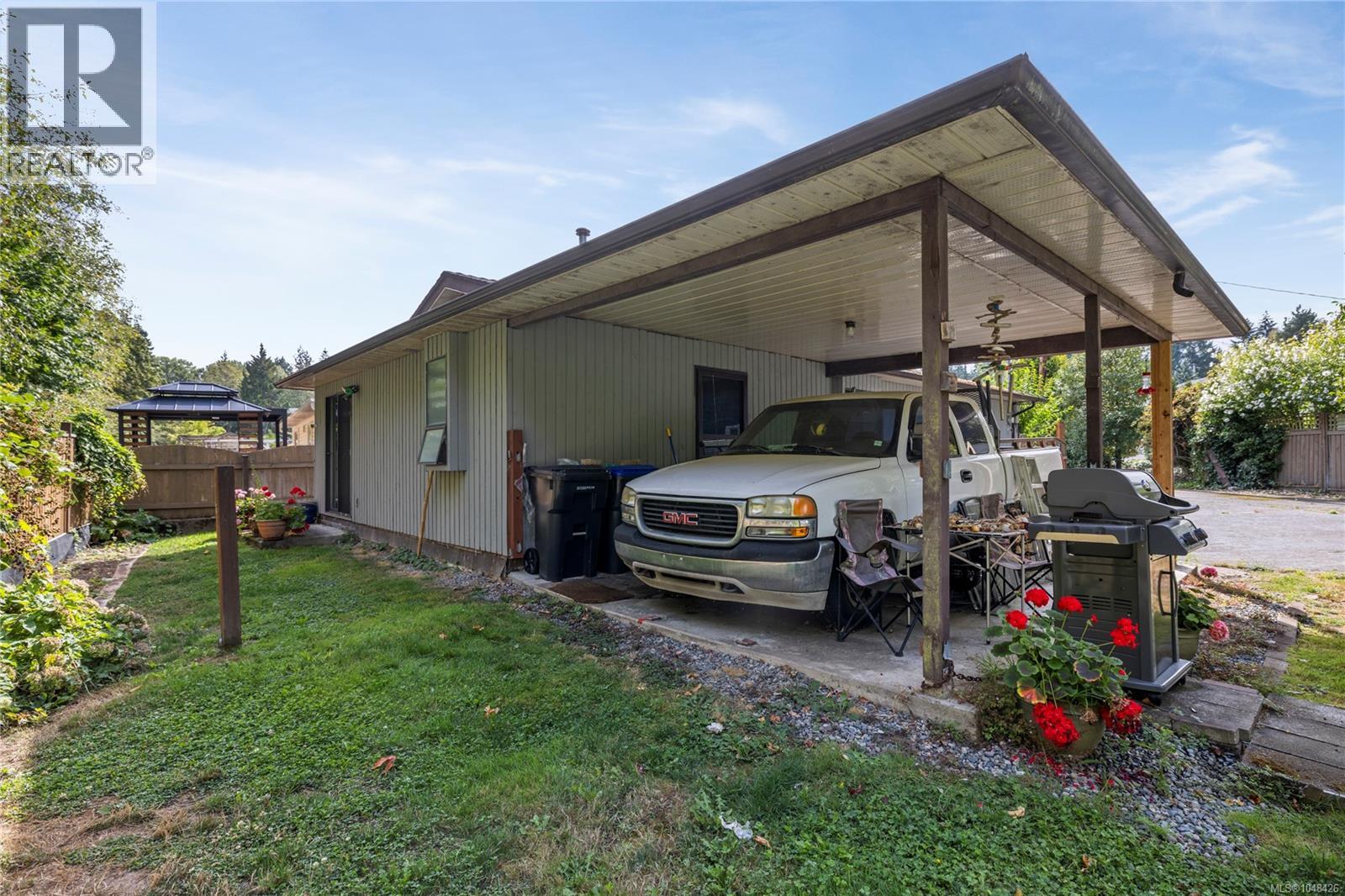 #31 493 Pioneer Cres - 21