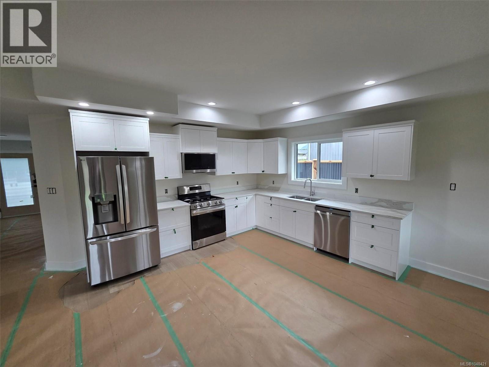 5255 Tebo Avenue, Port Alberni, British Columbia, V9Y6A2, Port Alberni, British Columbia — photo 3 of 5
