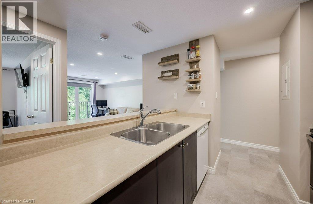 #9C 45 CEDARHILL Crescent - Image 6