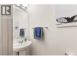 Bathroom - 1 796 Island Hwy S, Campbell River, BC V9W1A6 Photo 12