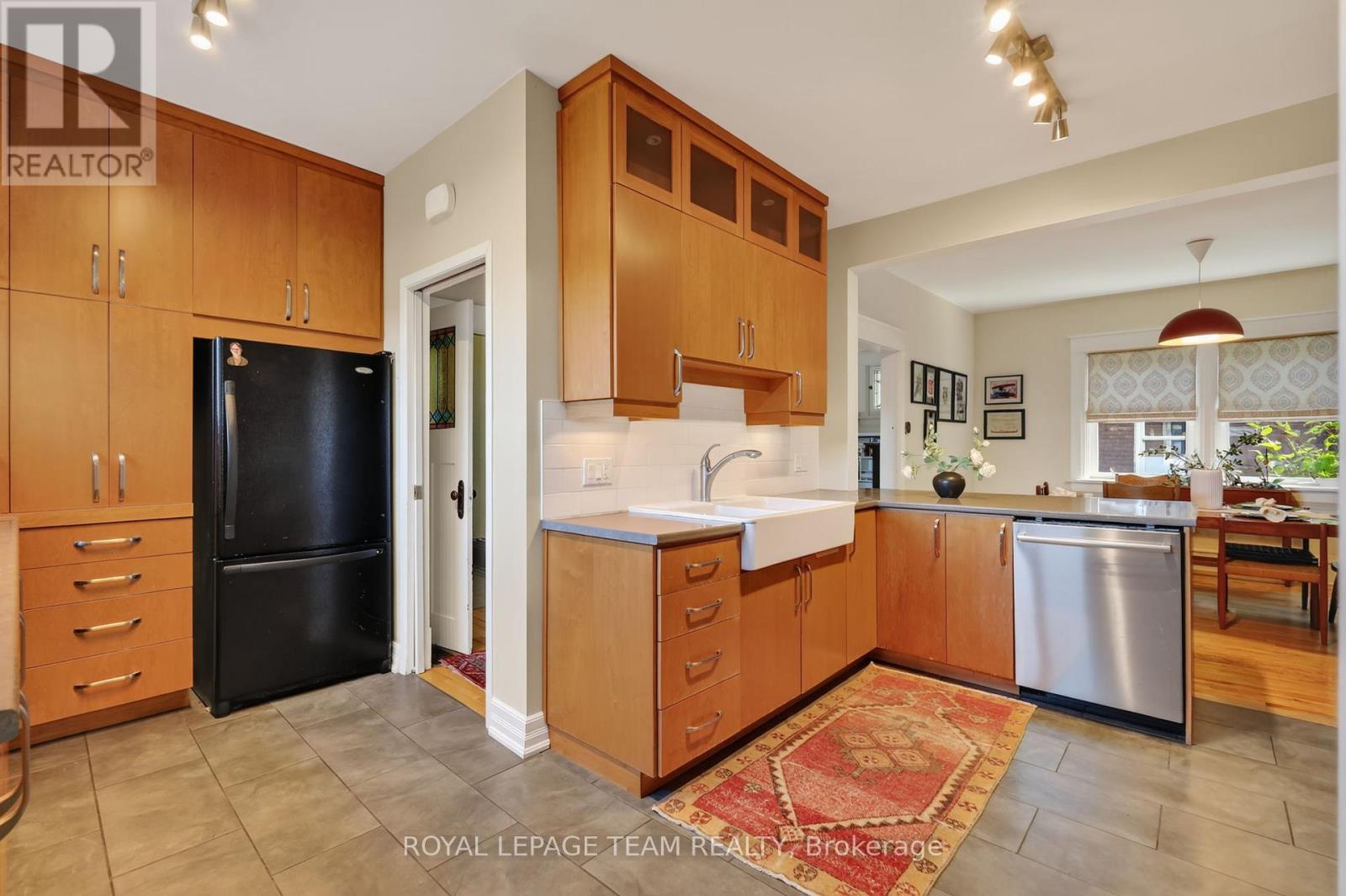 10 CLARENDON AVENUE - Image 14